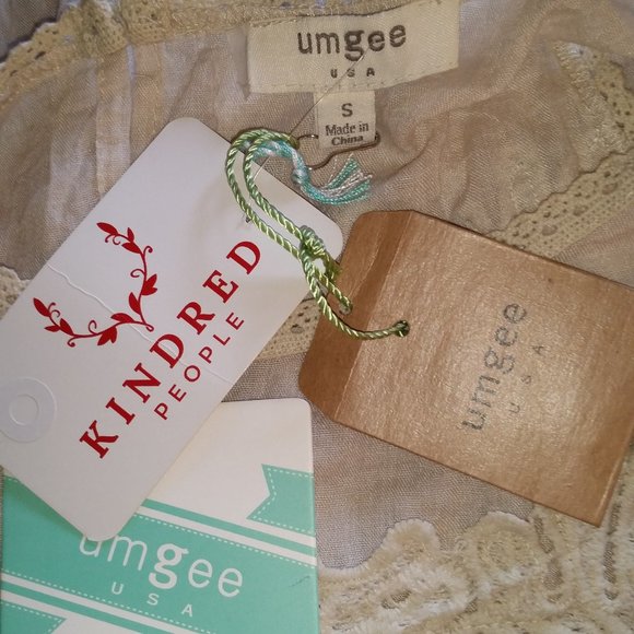 Umgee Kindred People sleeveless crochet top dress NWT - Picture 4 of 5